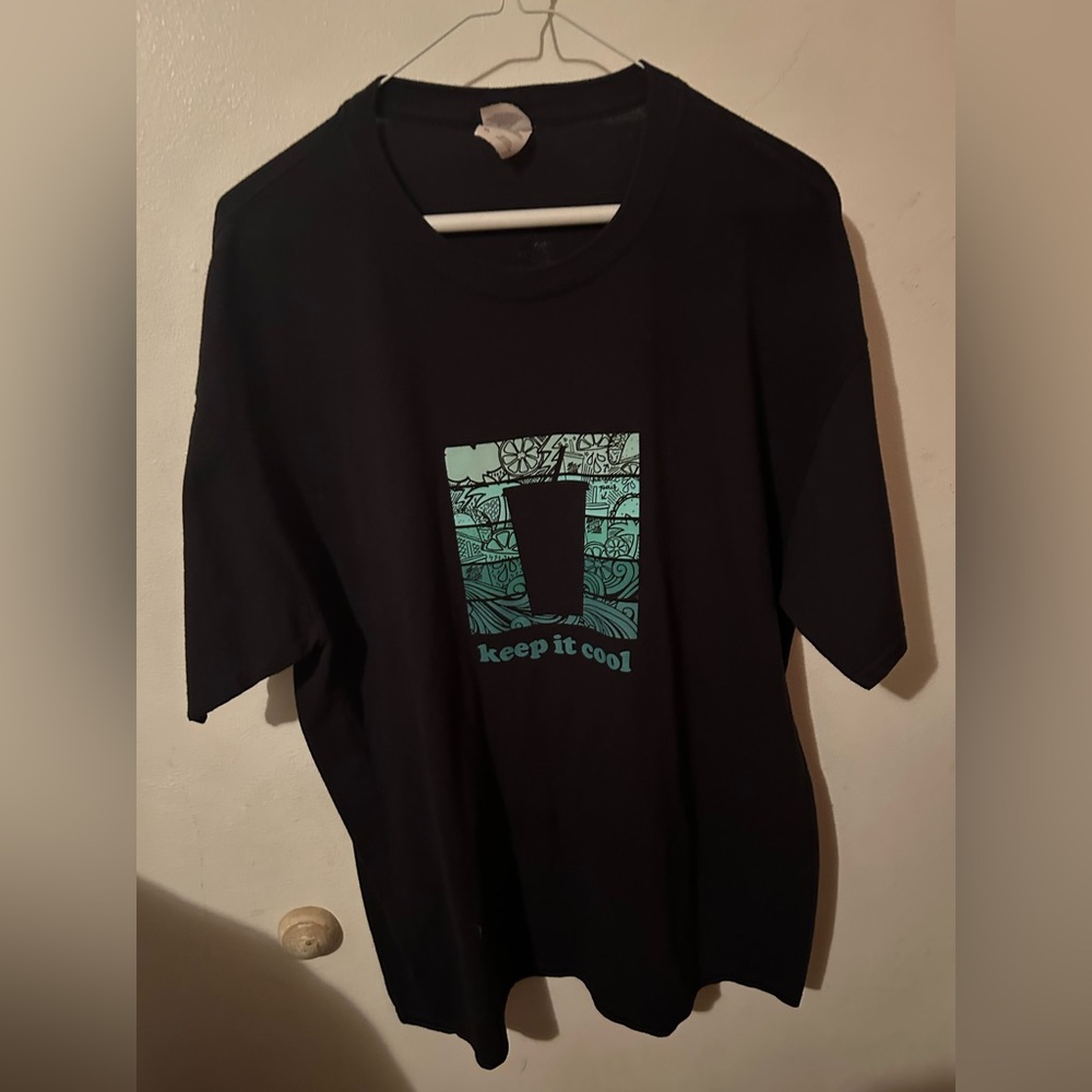 Taco Bell Keep it cool shirt never worn Size XL